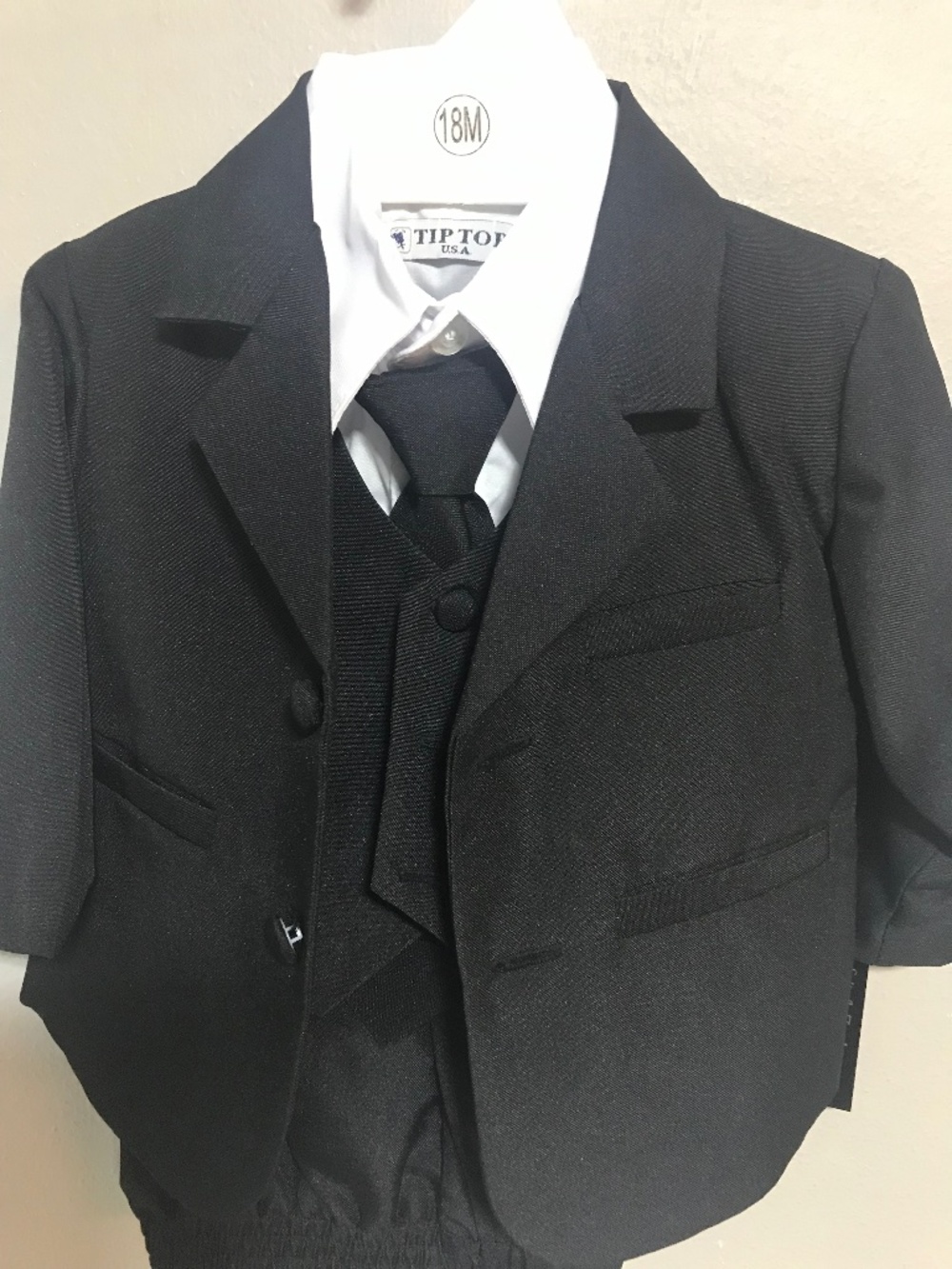 BOYS BLACK FIVE PIECE SUIT 18 MONTHS